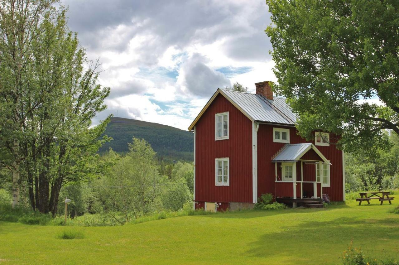Valagardens Vaerdshus Och Camping Ab Valadalen Exterior photo